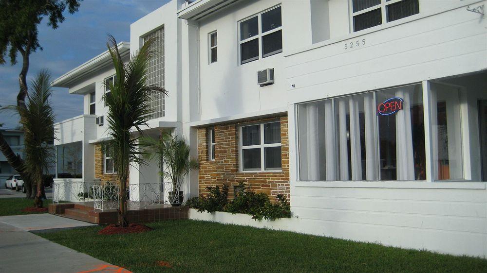 Travelodge By Wyndham Miami Biscayne Bay Buitenkant foto