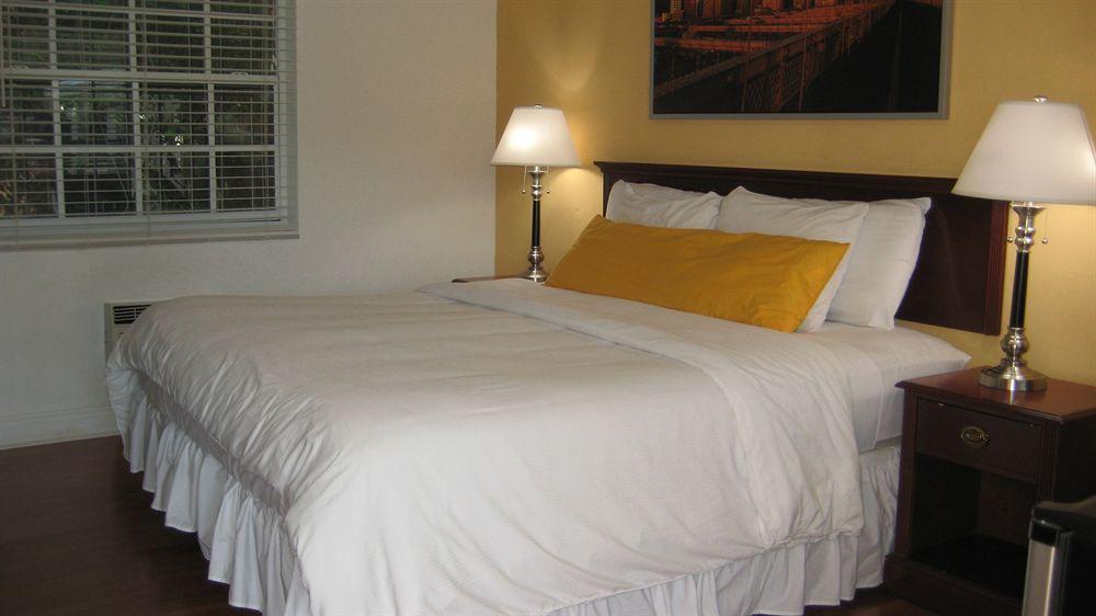 Travelodge By Wyndham Miami Biscayne Bay Buitenkant foto