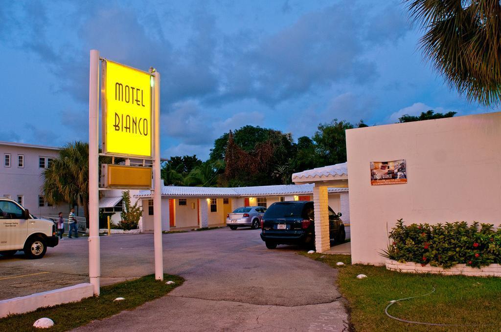 Travelodge By Wyndham Miami Biscayne Bay Buitenkant foto